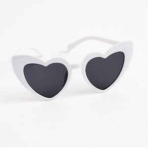 ❗️White Heart Sunglasses
